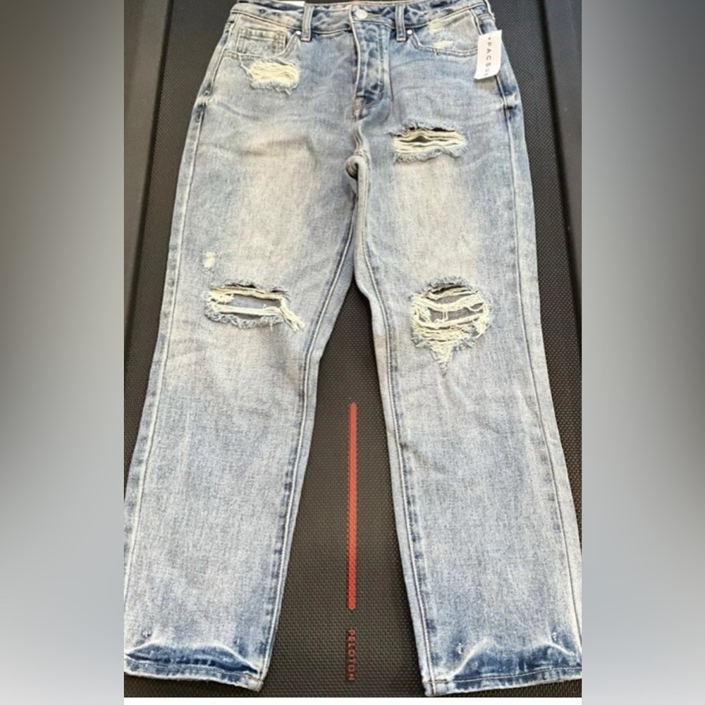 Pac sun Distressed Light Blue high rise women’s
